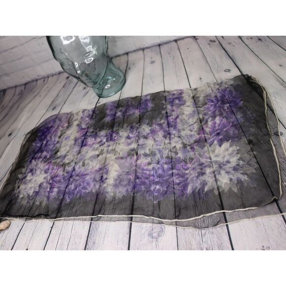 GORGEOUS Vintage Floral Head Scarf! - Picture 6 of 7